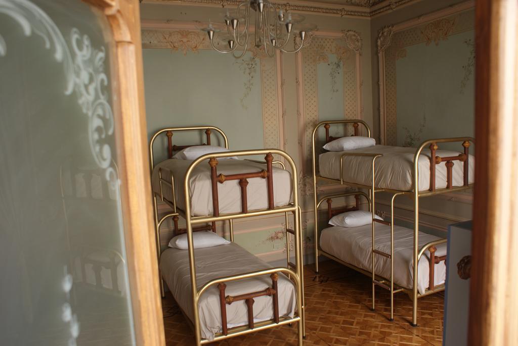 Leonora Hostal Puebla Room photo