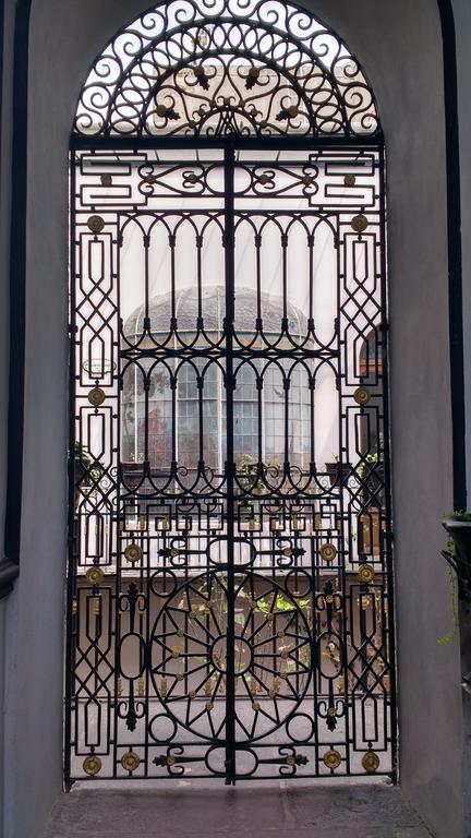 Leonora Hostal Puebla Exterior photo